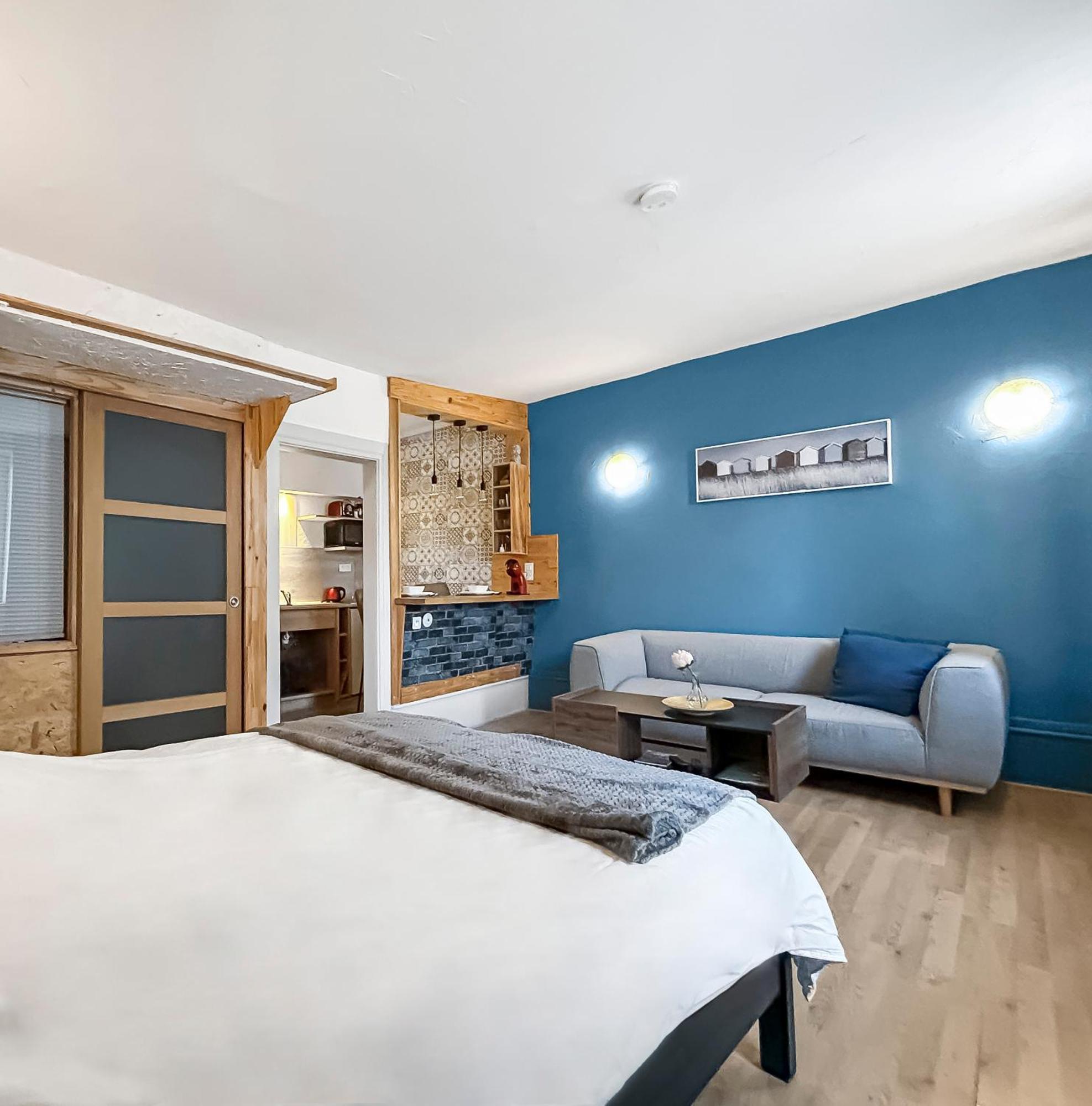 La Provence A Colmar Кольмар Экстерьер фото